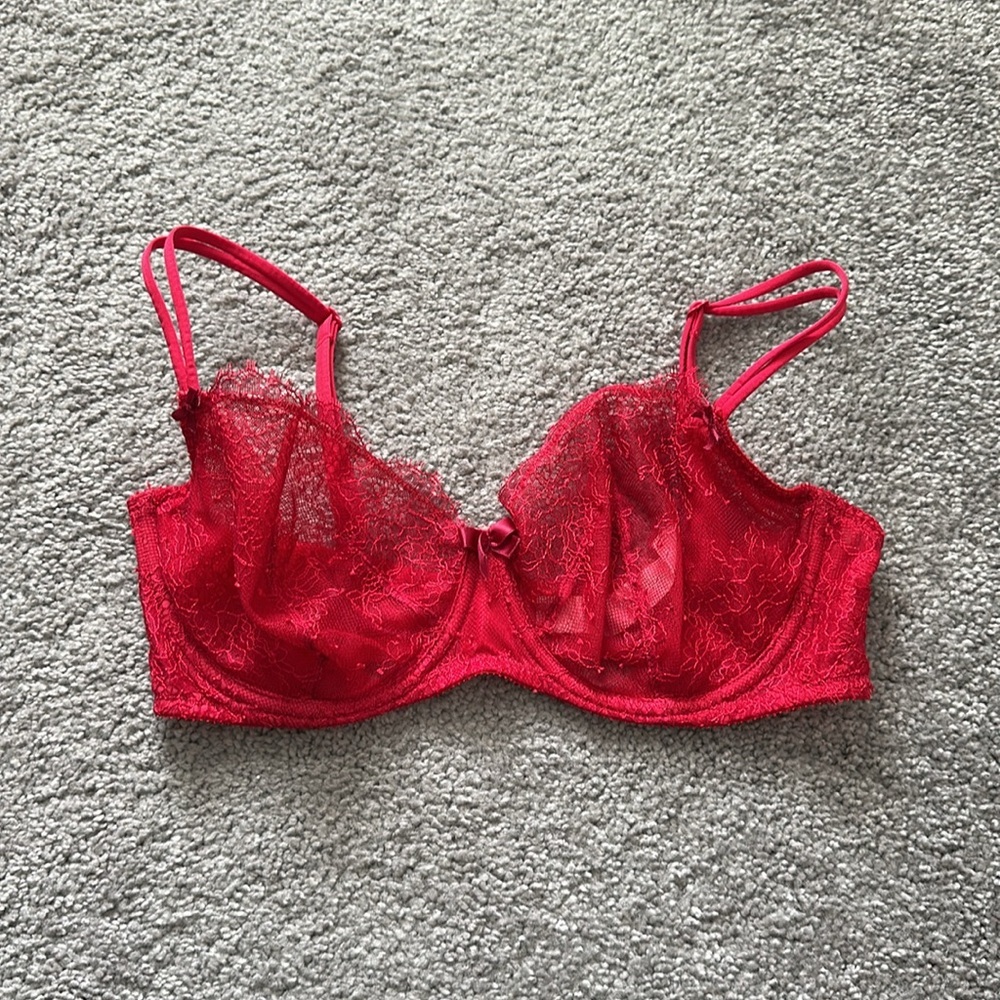 Victorias Secret Very Sexy Unlined Demi - Picture 1 of 3
